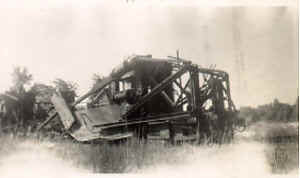 ay_ditch_digger_greensboro_circa_1950_01_wilson.jpg (35231 bytes)