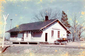 AY-Pleasant-Garden-depot-ca1948-by-Cheek-Anne-Hice-collection.jpg (139354 bytes)