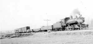 AY254-mixed-train-Pleasant-Garden-ca193x-Anne-Hice.jpg (59943 bytes)