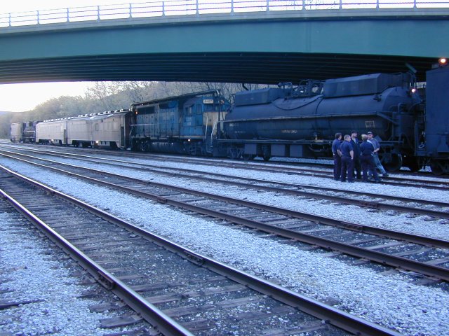 railgrind04.jpg (90839 bytes)