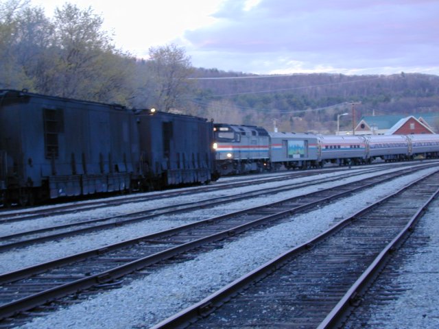 railgrind05.jpg (64886 bytes)