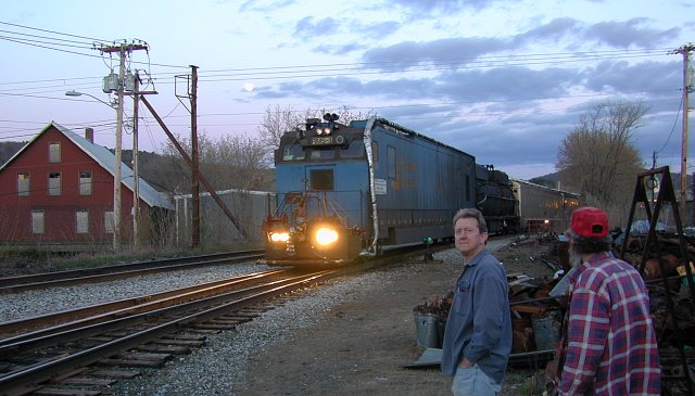 railgrind11.jpg (60749 bytes)